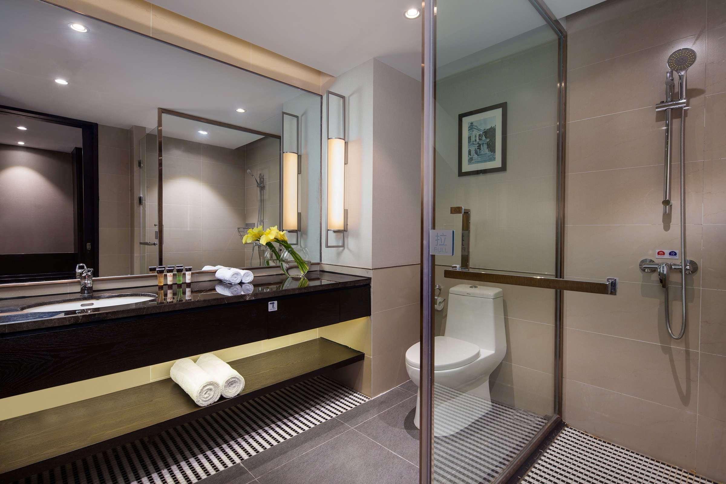Ramada Shanghai Songjiang Eksteriør bilde