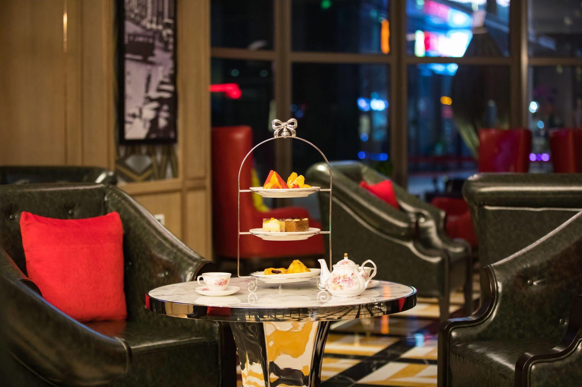 Ramada Shanghai Songjiang Eksteriør bilde